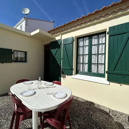 Casa de Férias Maison 3 Pieces Pres De L'ocean, Cour Privee, Equipe, 5 Couchages - - Fr-1-224c-141 *