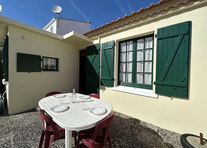 펜션 Maison 3 Pieces Pres De L'ocean, Cour Privee, Equipe, 5 Couchages - - Fr-1-224c-141 *