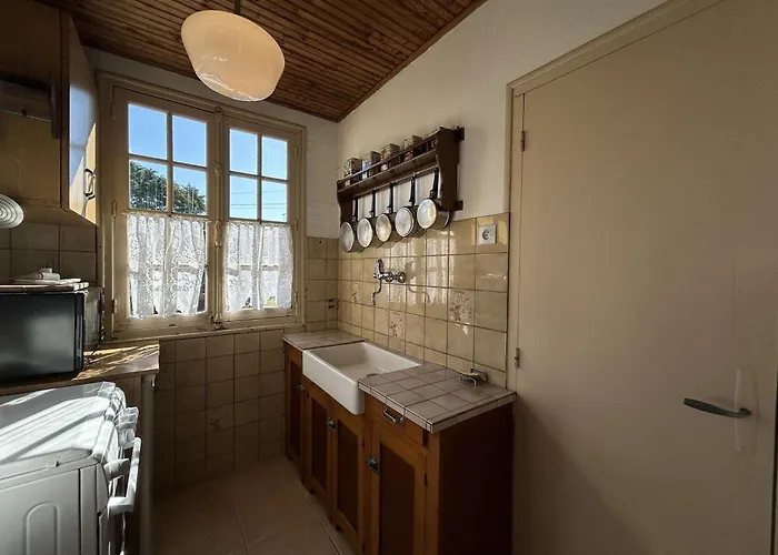 Maison 3 Pieces Pres De L'ocean, Cour Privee, Equipe, 5 Couchages - - Fr-1-224c-141 펜션 *