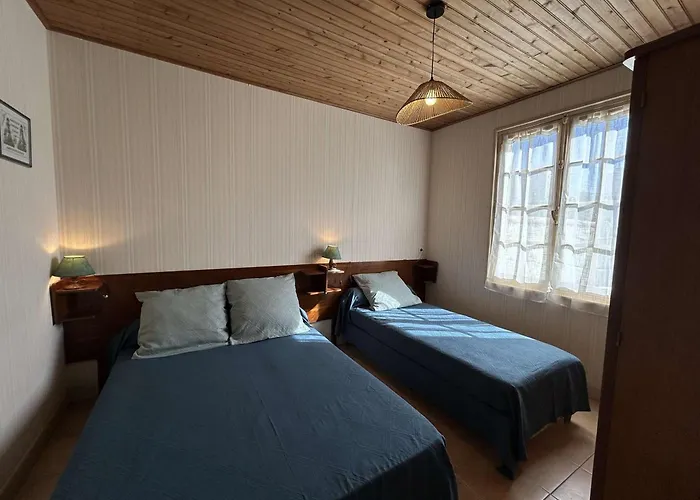 Maison 3 Pieces Pres De L'ocean, Cour Privee, Equipe, 5 Couchages - - Fr-1-224c-141 펜션 생장드몽